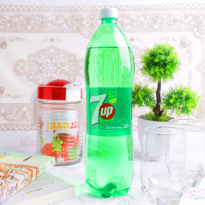 Nước ngọt Seven Up 1.5L