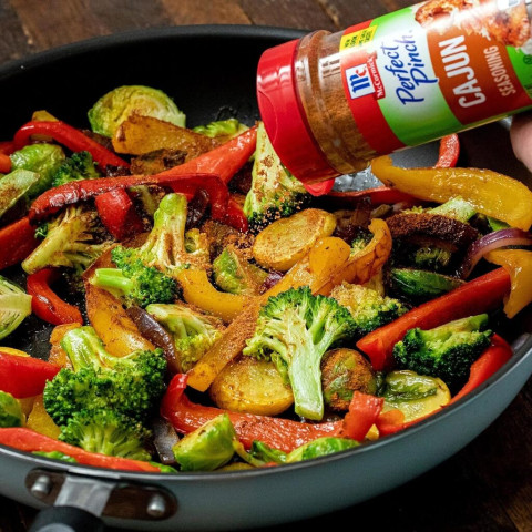 Gia vị tẩm ướp vị Cajun 35g F122304