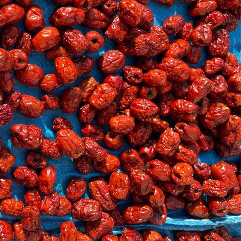 Táo đỏ khô nguyên quả không hạt