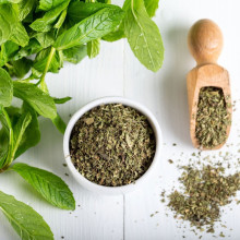 Lá Húng Tây Basil Leaves Khô