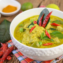 Cà Ri Xanh Mae Ploy Green Curry Paste 400g