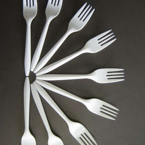 Nĩa nhựa gói 50 cái