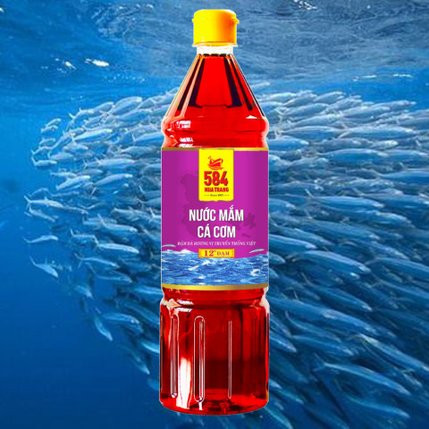 Nước mắm Cá cơm 584 Nha Trang 12N 1 lít