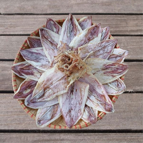 Khô mực size trung 1kg 45-60 con