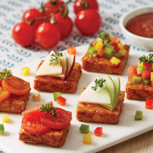 Tương hột ớt LKK Toban Djan Chili Bean Sauce 2.04kg