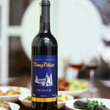 Rượu vang Đà Lạt Premium 750ml