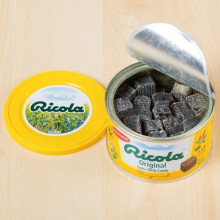 Kẹo thảo mộc không đường Ricola 100g F121927