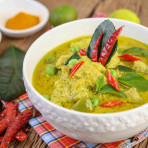 Cà Ri Xanh Mae Ploy Green Curry Paste 400g